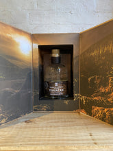 Load image into Gallery viewer, 2015 Mezcales de Leyendas Reservas de la Biosfera Cuicatlan Tehuacan - Oaxaca, Mexico (750ml)