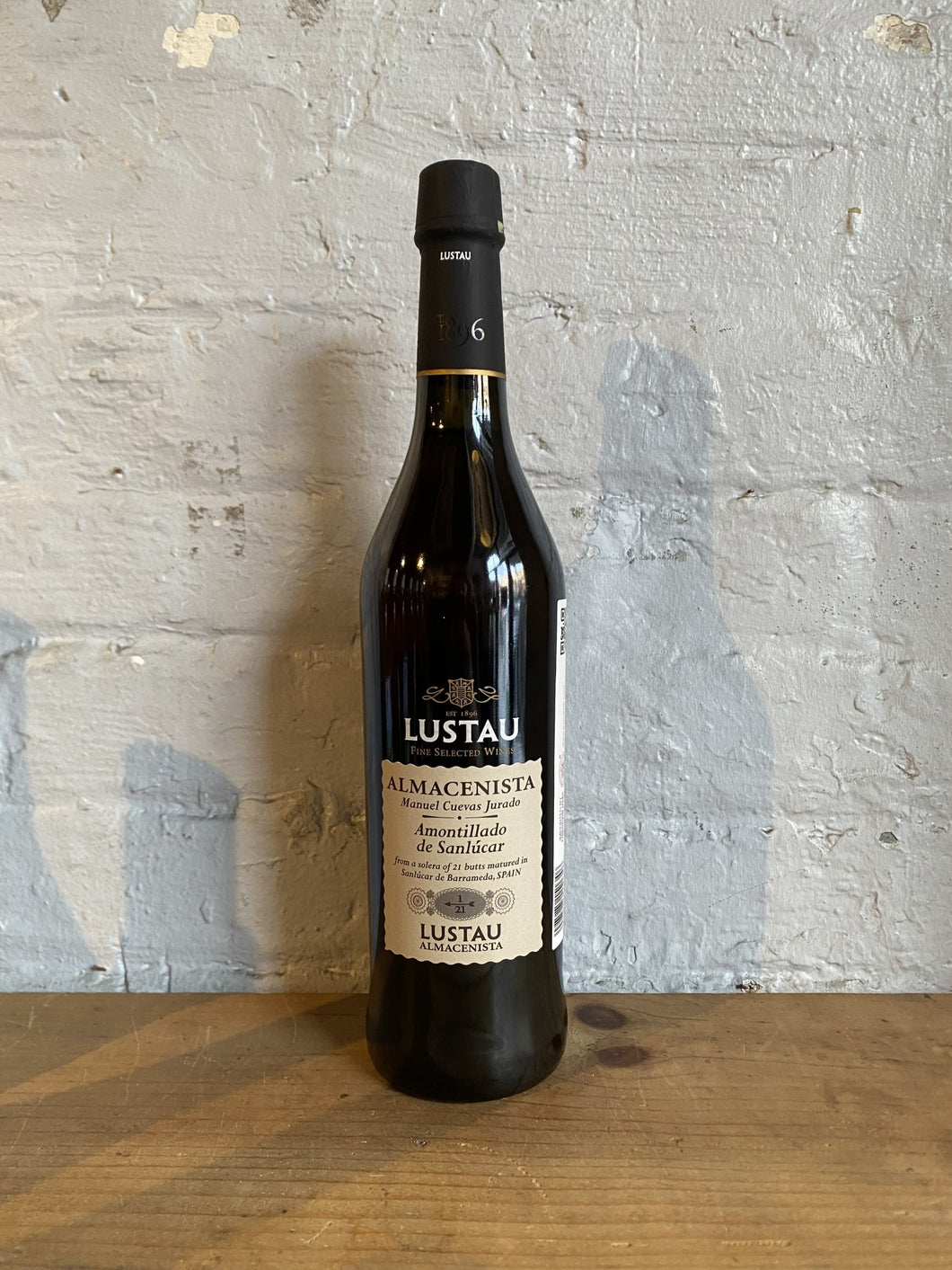 Emilio Lustau Almacenista Manuel Cuevas Jurado Amontillado de Sanlucar de Barrameda Sherry - Andalucia, Spain (500ml)