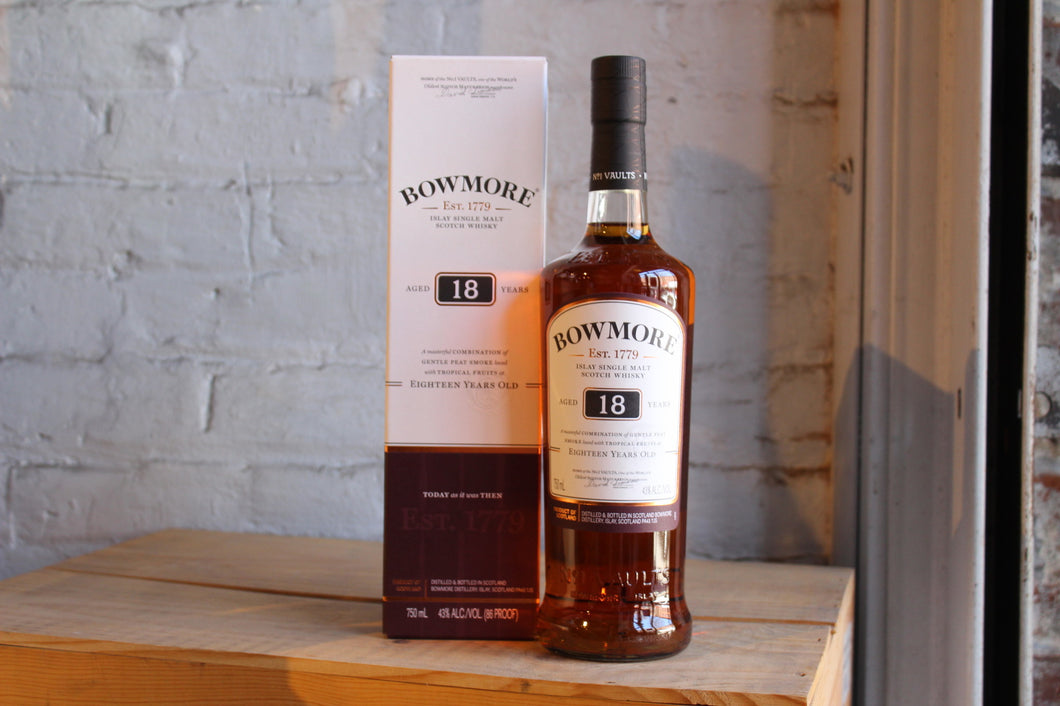 Bowmore 18yr Single Malt Scotch Whisky - Islay, Scotland (750ml)